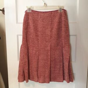 Elegant Pink Tweed Skirt